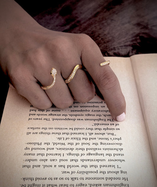 Naga - The Lazy Snake Ring