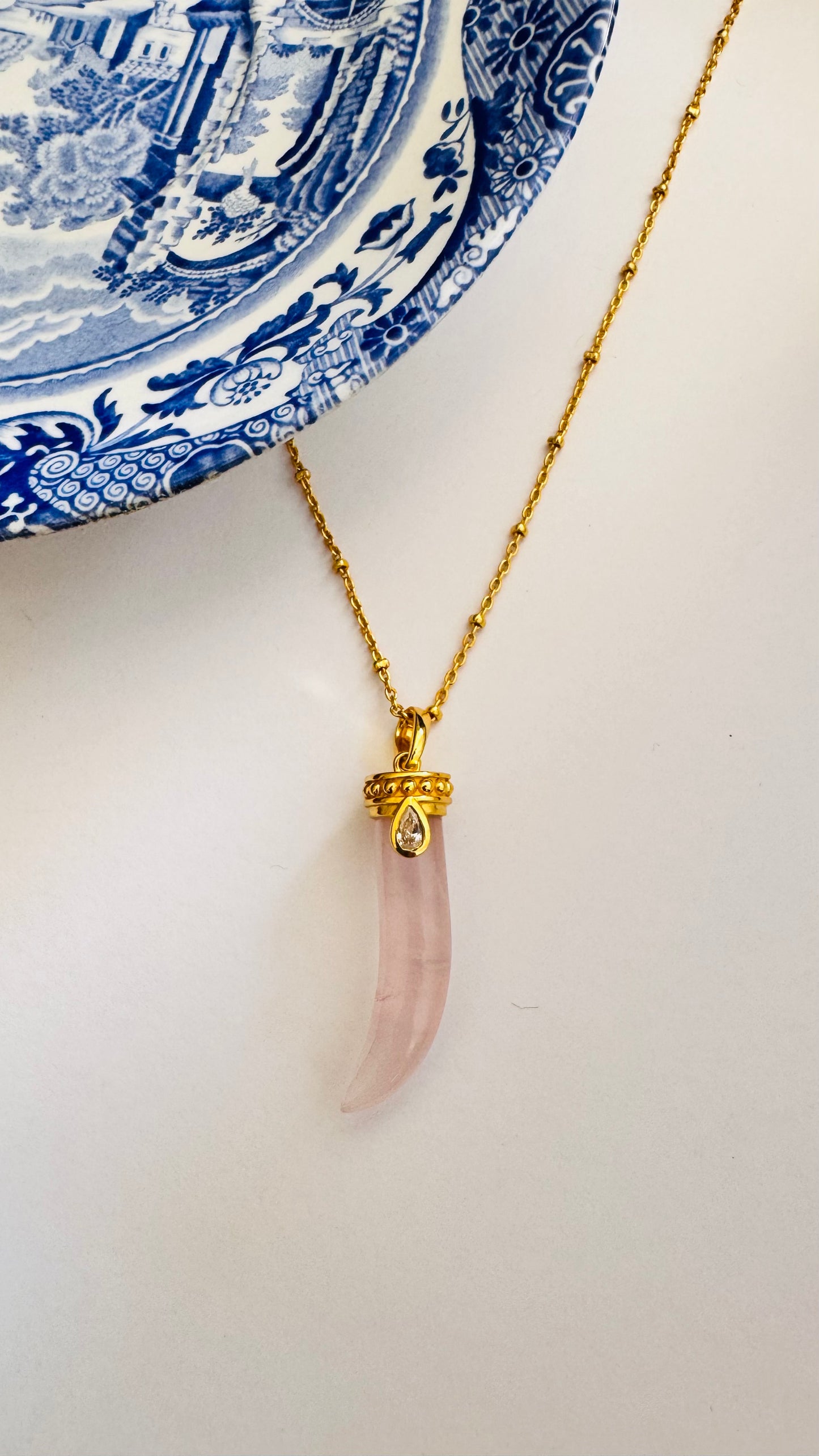 rose quartz horn pendant
