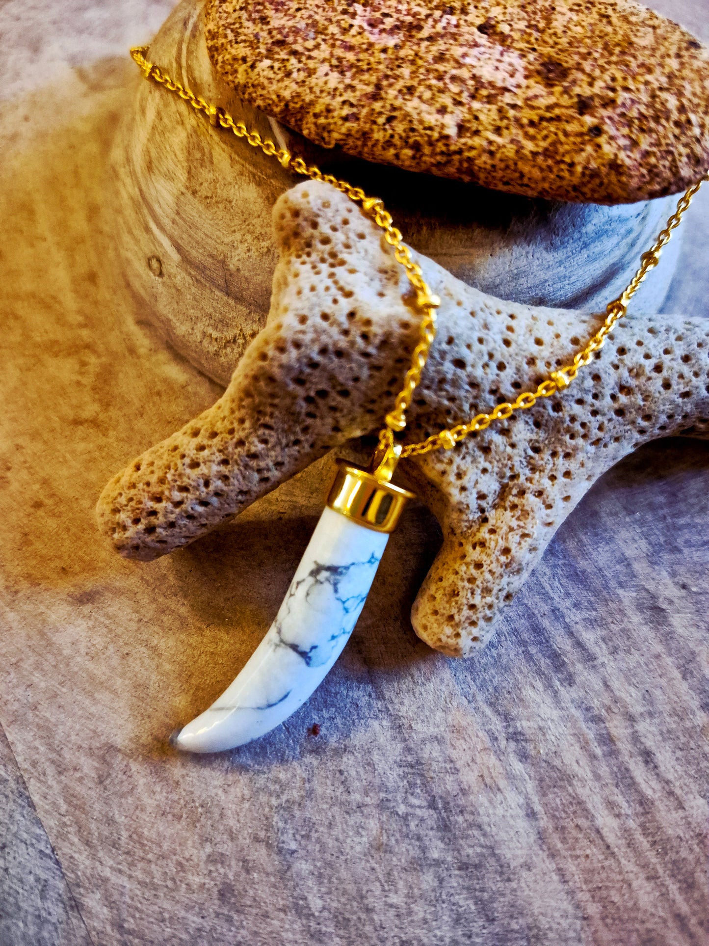 ZEN - The Howlite Horn Pendant