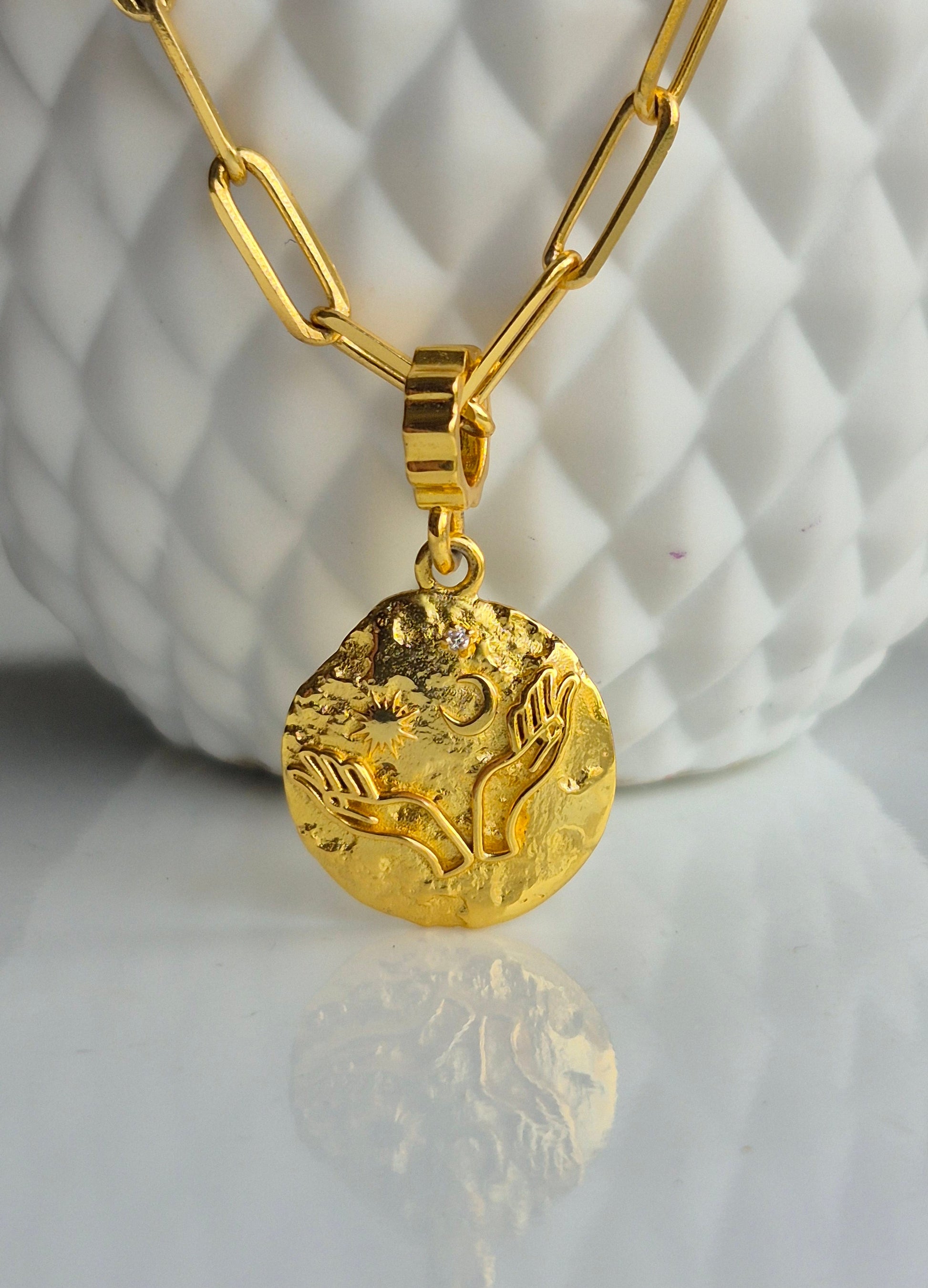 manifest magic charm
