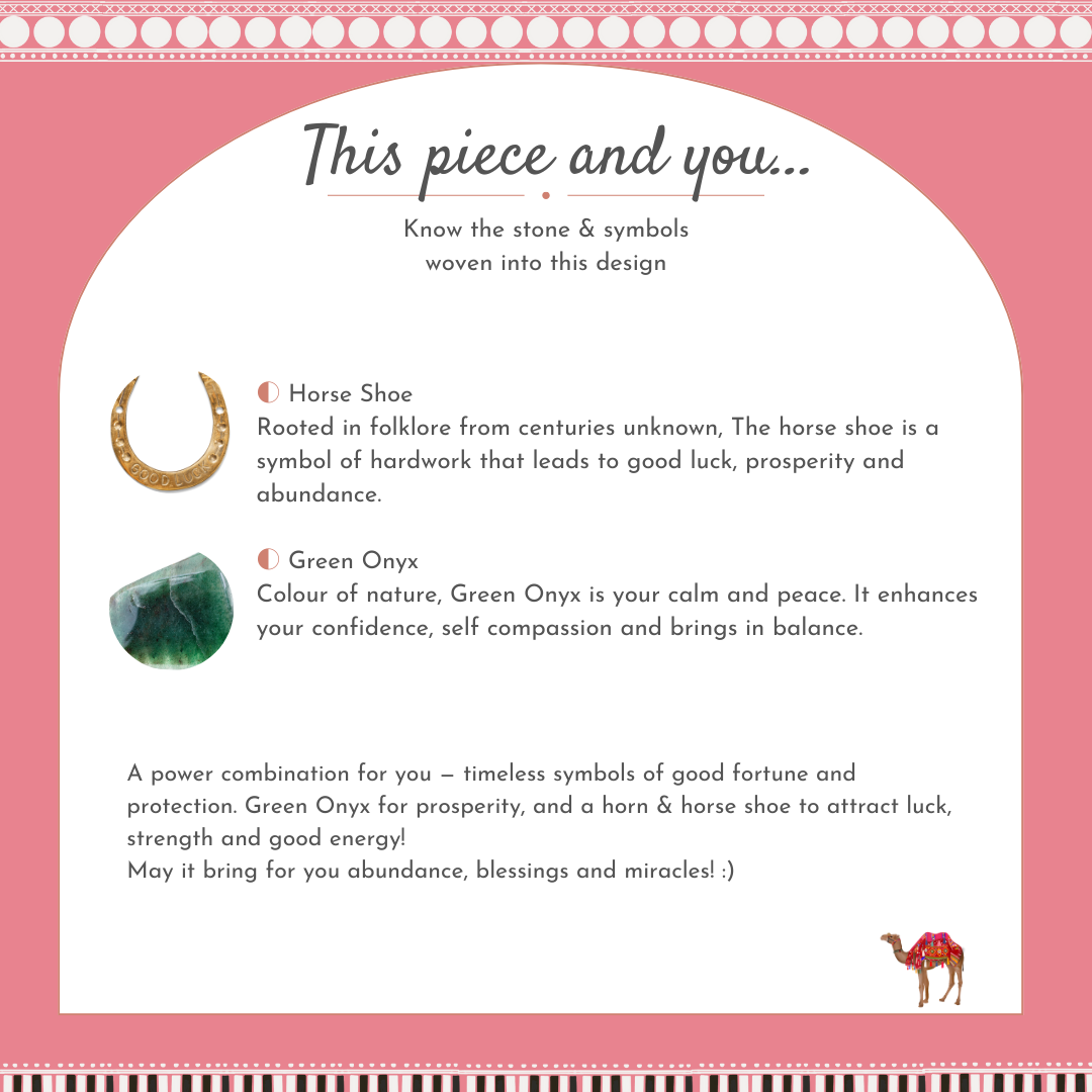 Virya Green Onyx Horn & Horse Shoe Pendant